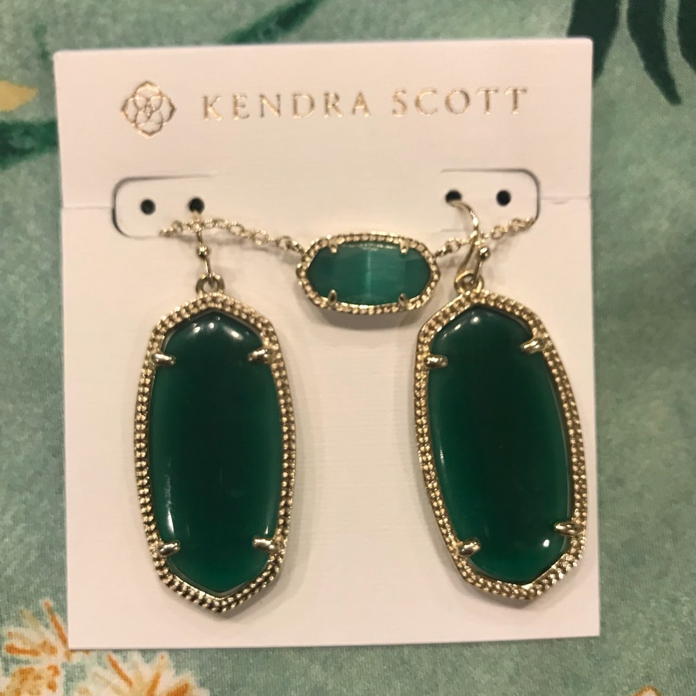 Emerald green cat’s eye Elisa and Elle